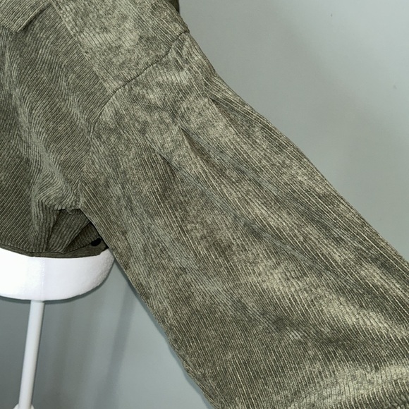 Road Tripping Corduroy Jacket from Fashion Nova Size Medium NWT - Picture 8 of 15